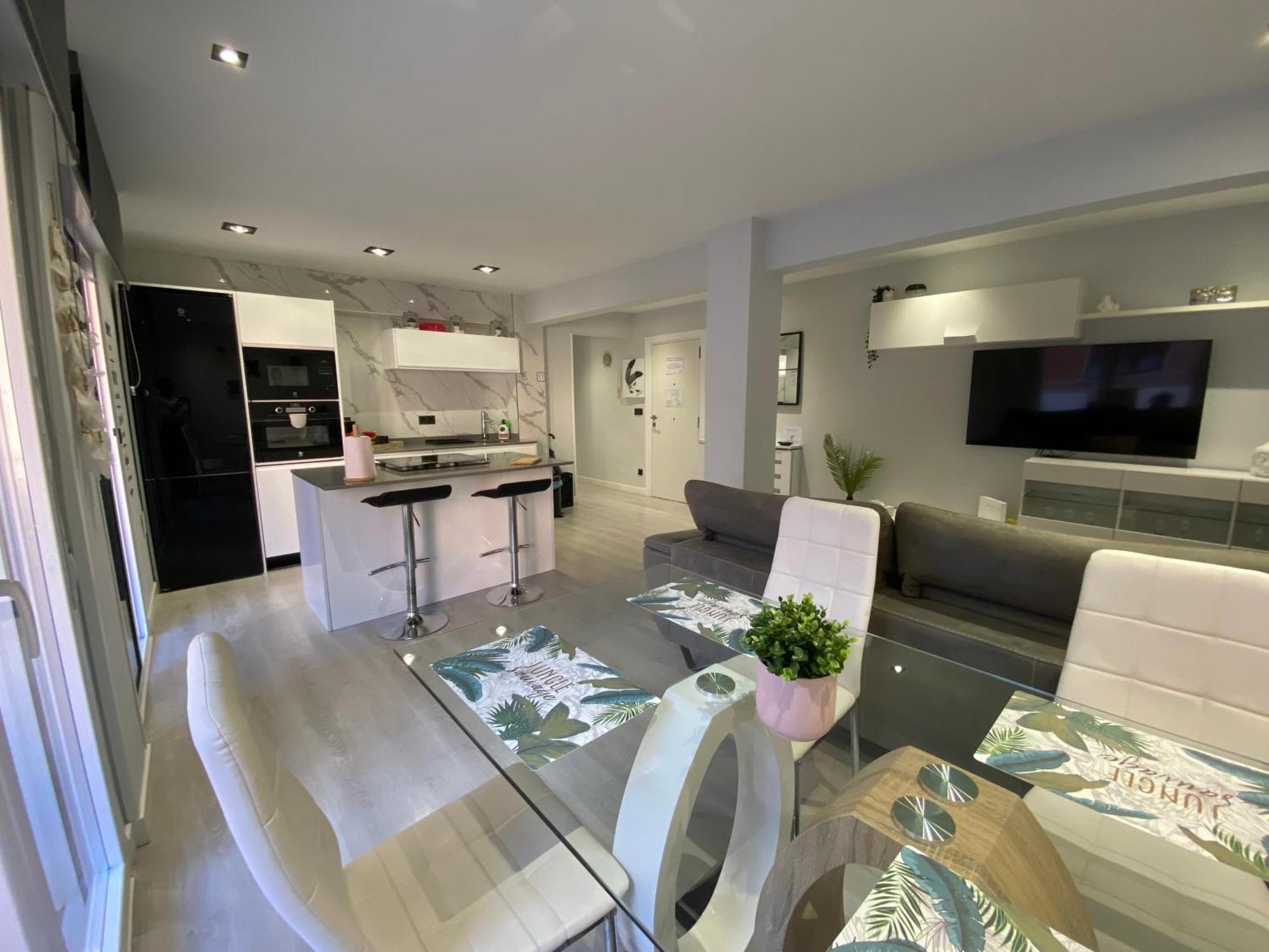 Piso Deluxe Centro Cerca Del Bec Apartment Баракалдо Екстериор снимка